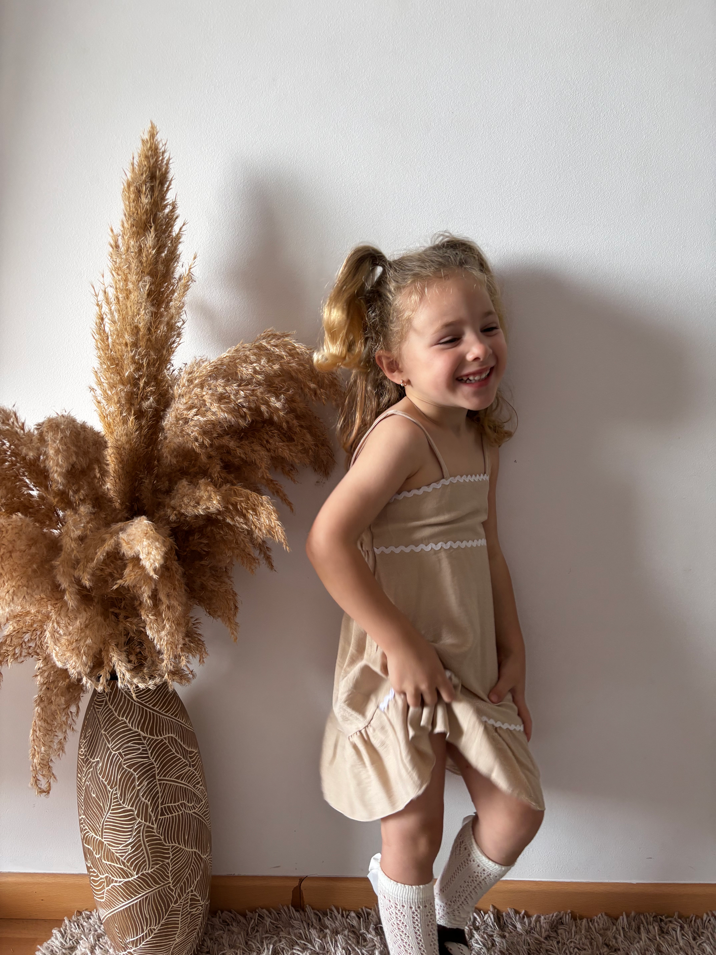 VESTIDO BEIGE